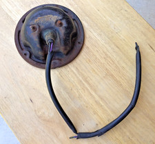 Guide 1t Sae Stiap 65 Tail Light Lens Housing