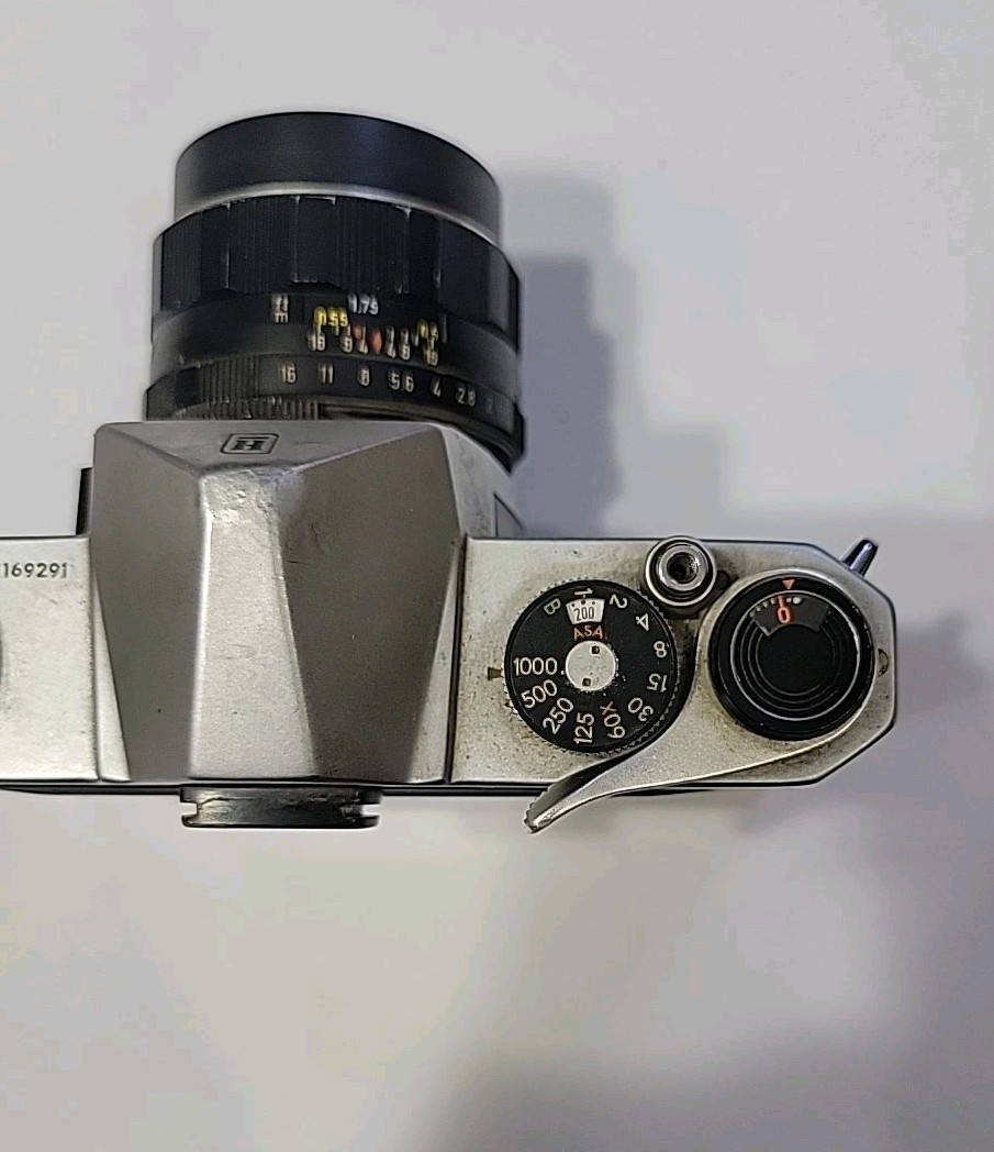 Asahi Pentax Spotmatic SP Film Camera w/ Super-Takumar 1:1.8/55