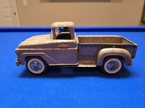 Tonka pickup truck ,Vintage 1958/59/60/61  Pressed Steel Toy USA￼