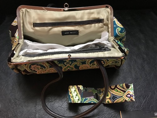 NINE WEST WOMENS TAPESTREY PURSE/CLUTCH BAG WITH KEY HOLDER - Picture 4 of 5
