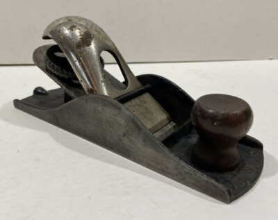 Vintage Stanley Tools Woodworking Smooth Block Plane No. 110