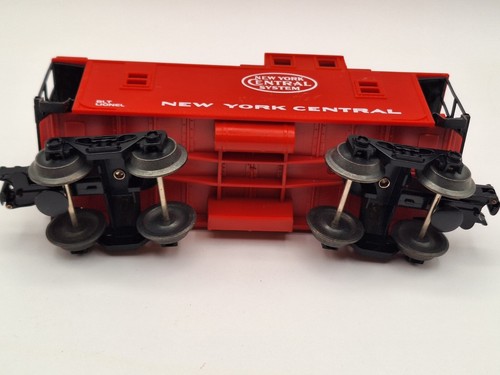 Vintage LIONEL Caboose New York Central System Red, BLT Lionel - Picture 5 of 5