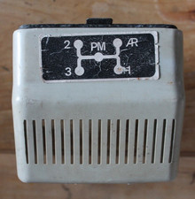 Console centrale tableau de bord  + cendrier - Citroën HY ?