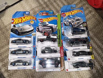 Hot Wheels Diecast Car Lot (10) 1:64 Unopened Zamac lot