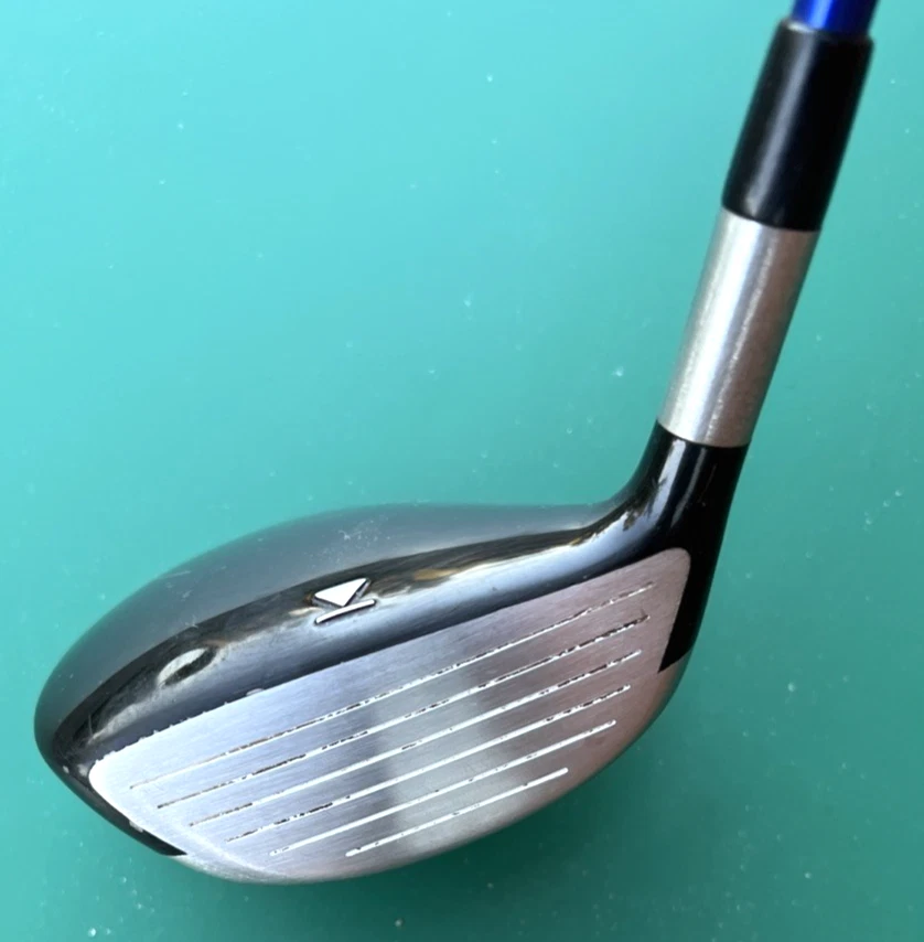 Titleist 906F4 PT 18.5° 3 Fairway Wood YS-6 Graphite Shaft Regular Flex 42.25" - Image 2 of 4