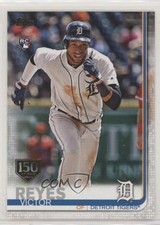 2019 Topps 150th Anniversary Victor Reyes #560 Rookie RC 4l3