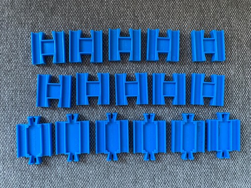 Tomy Trackmaster Thomas The Tank Engine blaue Schienenadapter x 16