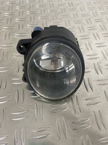 Nebelscheinwerfer Halogen rechts BMW 3er Coupe E92 7 839 866