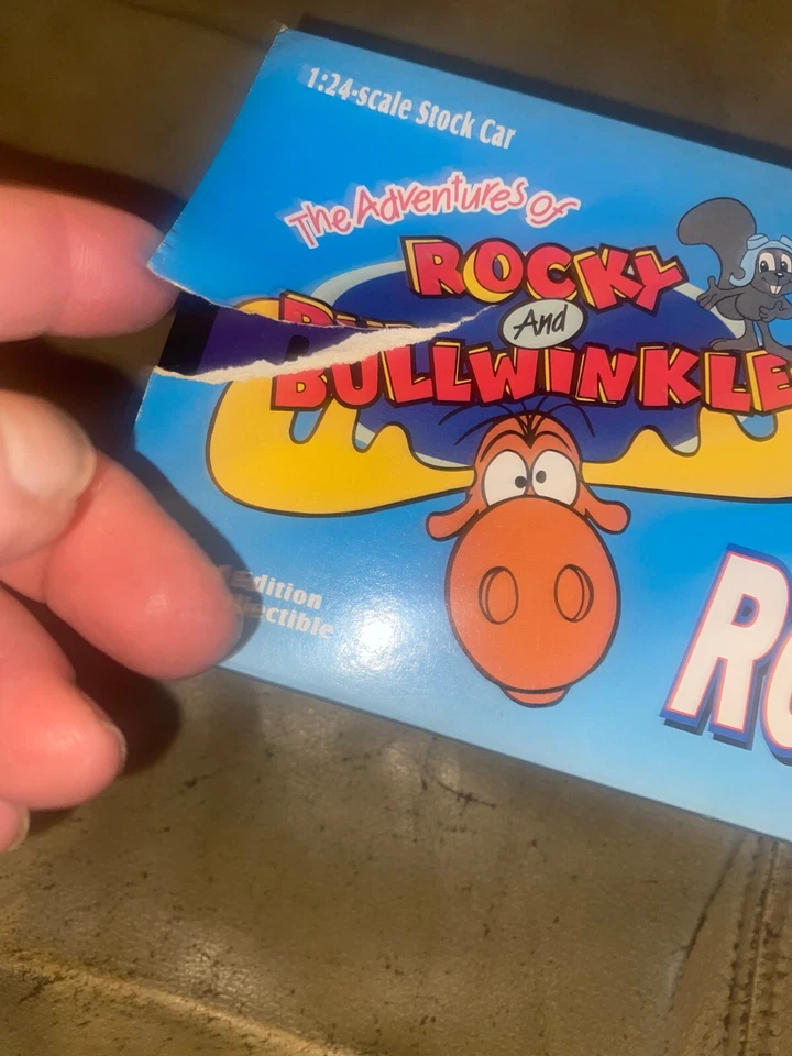 Robby Gordon #13, 2000 Tauro. Menards/Rocky & Bullwinkle. NASCAR de acción 1:24 Foto 2 de 4