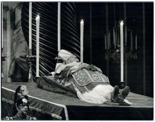 Vatican, Mort et obsèques du Pape Jean XXIII Vintage silver print Tirage argen - Photo 1/1