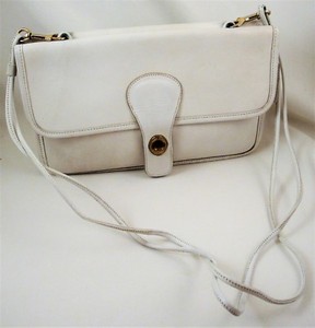 detachable shoulder strap