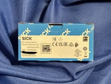 *NEW* SICK WTB9-3P2211 Photoelectric Sensor 1049045