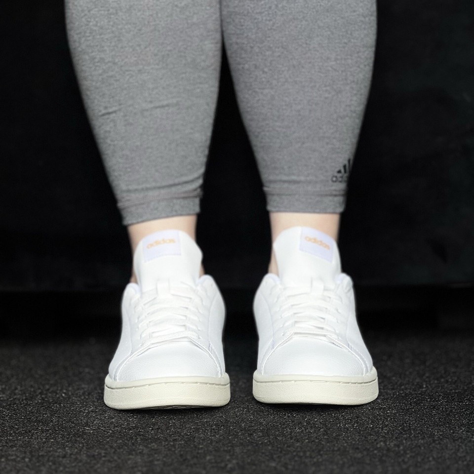 White Leather Avantage Sneaker