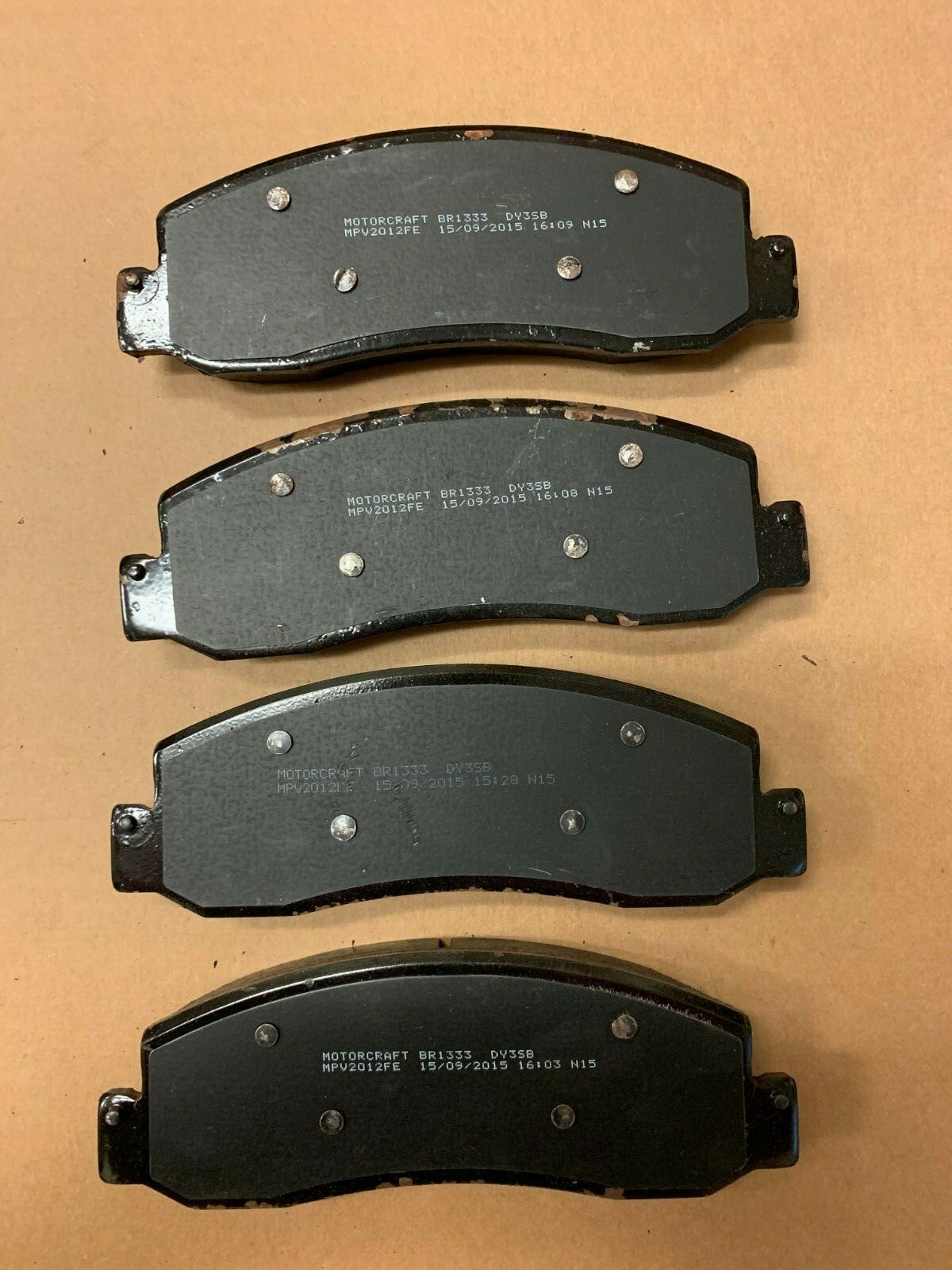 New Genuine Ford Motorcraft Front Brake Pads BR1333 eBay