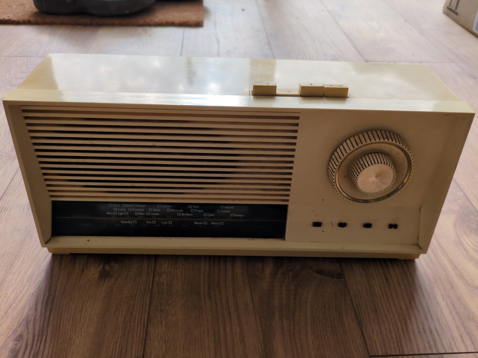 Vintage Bush TR91 Transistor Radio Working Portable 1960s Tested