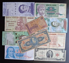 World Foreign currency 10 *small and Large Bank Notes* lot A353 — photo 3