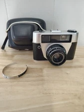 Regula Sprinty Camera with Rexar 45mm f/2.8 Lens and nice leather case read des