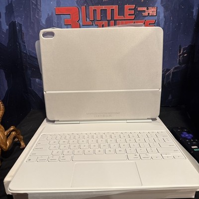 Apple Magic Keyboard For iPad Pro 13‑inch (M4/M5) - White - A2974