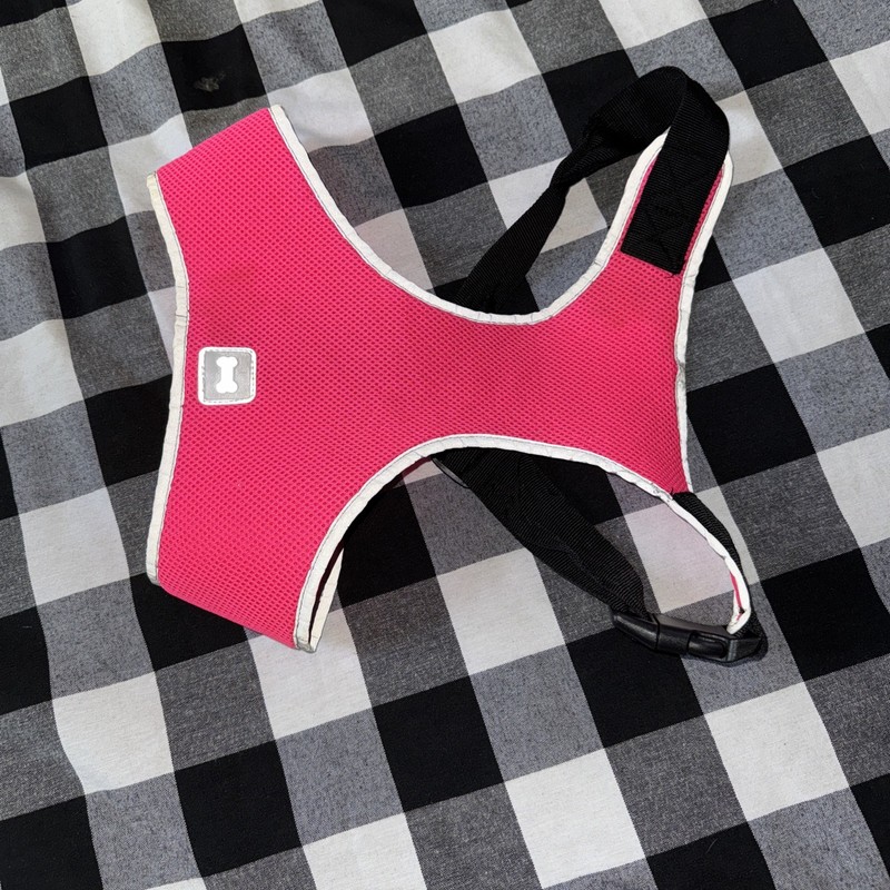 Simply Dog Pink Adjustable Dog Harness with Reflective Patch, Small, USED