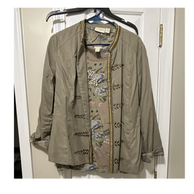 2-pc Chico's Women's Beige Embellished Beaded Jacket and rhinestone shirt Sz 2