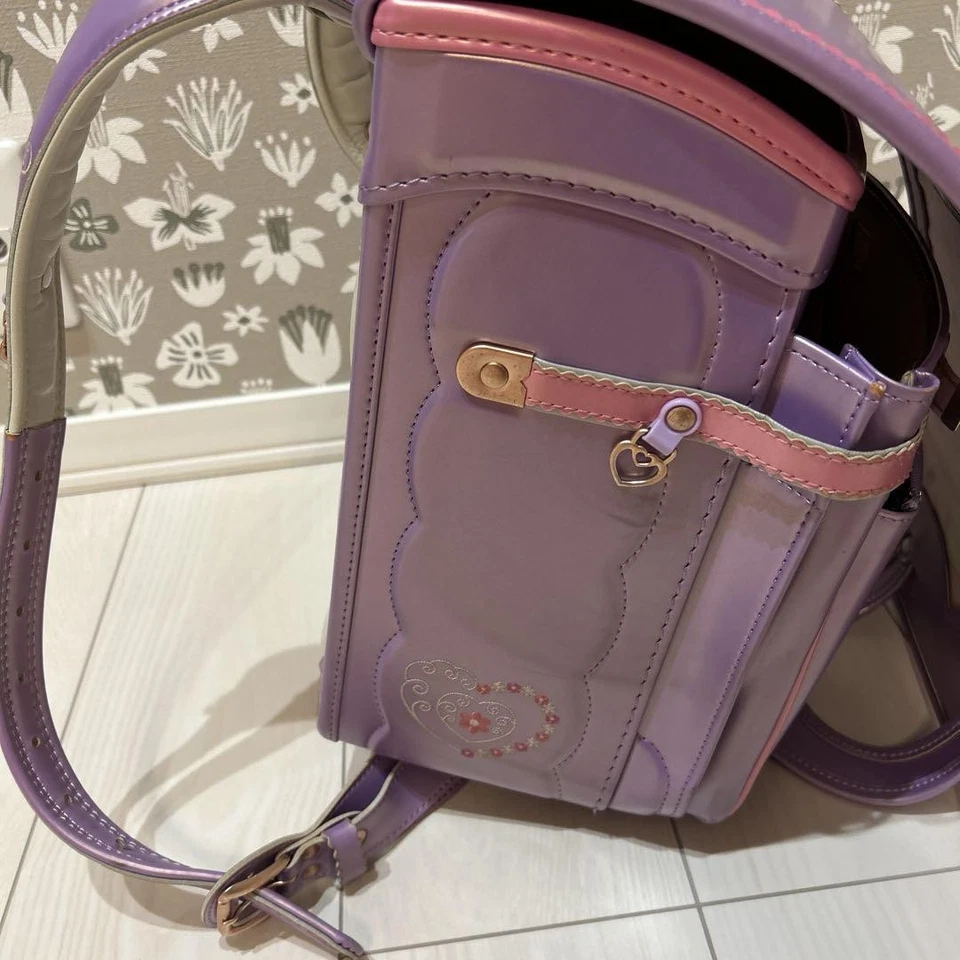 Bolso Escolar Japonés Randoseru (Mochila) Bordado Corazón, Líneas Púrpura X Rosa Foto 3 de 4