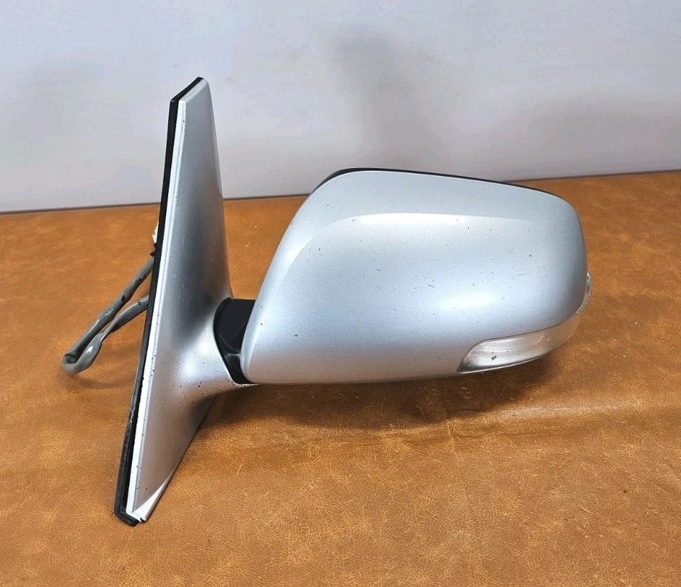 Espejo retrovisor eléctrico izquierdo Scion XB 2008-2015 con intermitente OEM usado #1 Foto 3 de 4