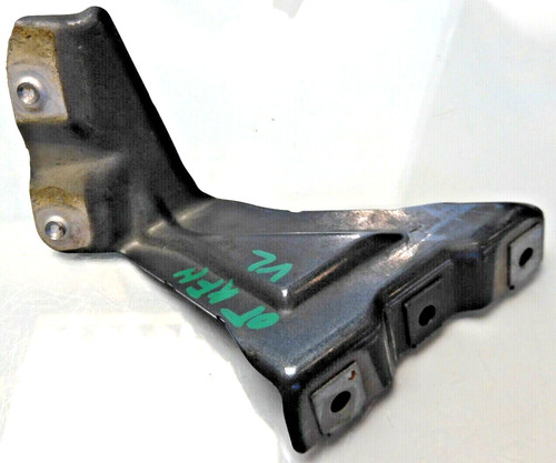 BMW 520d / e60 / e61 / HALTER KOTFLÜGEL / vorne links (OT167)