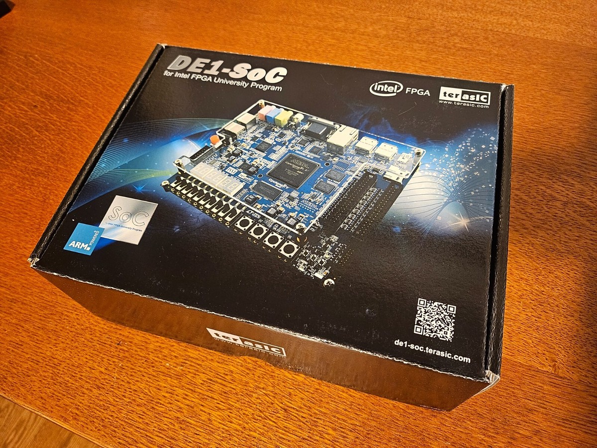 Intel DE1-SoC FPGA開発ボード Intel FPGA Terasic DE1-SoC Development Kit Cyclone V Board Tested