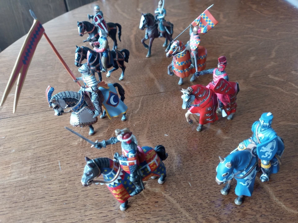 7 Cavalieri Medievali Di Piombo DeAgostini Soldati DeAgostini Collezione  - Immagine 2 di 4