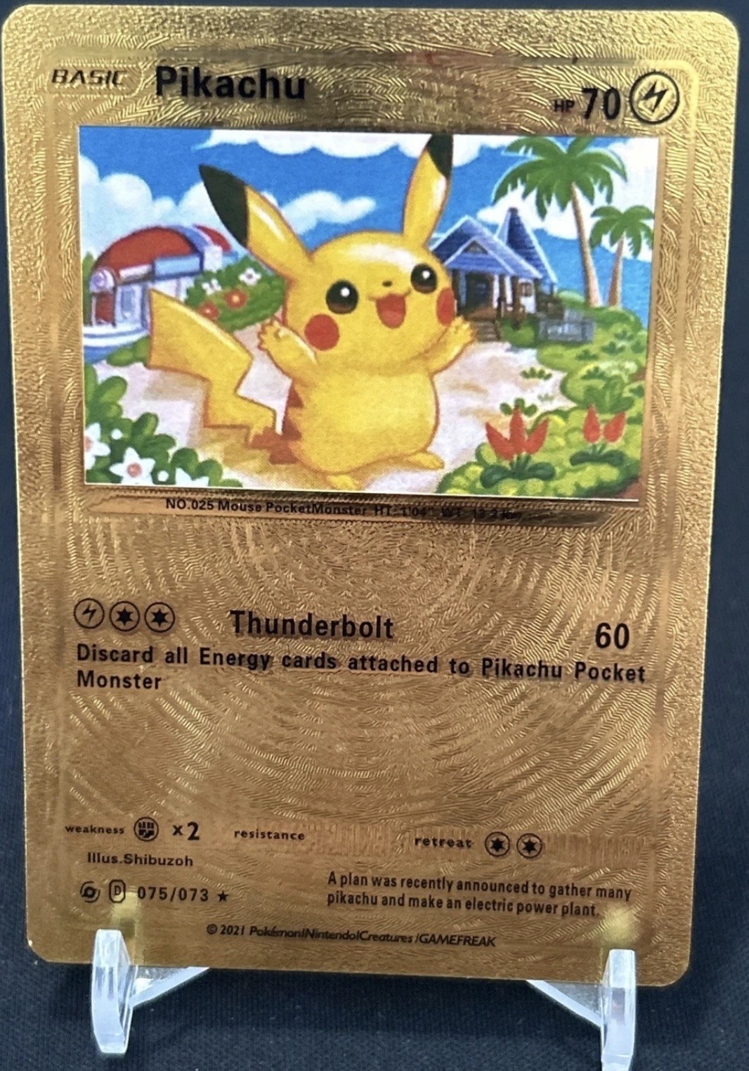 Pikachu 075/073 HP70 Pokemon Gold Textured Foil Fan Art Collector Card Mint