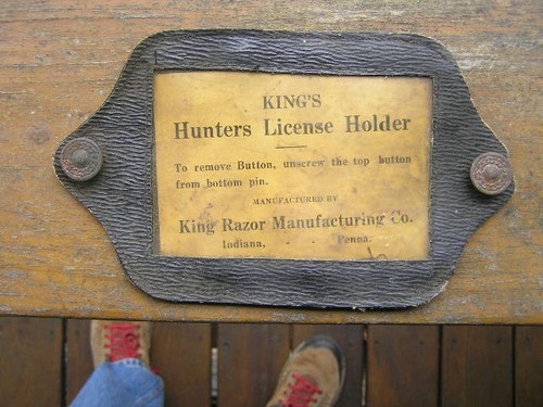 Antique Pa cloth hunting license holder (Kings Razor MFG Co. ad included)