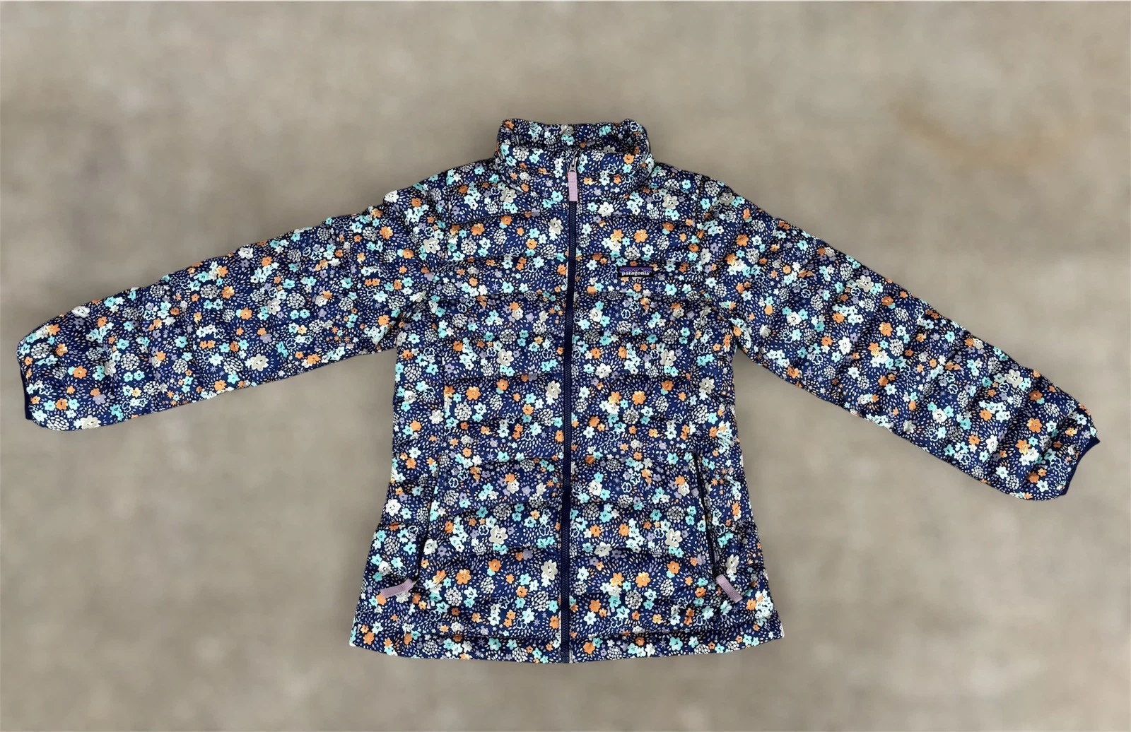 Patagonia Girls Down Sweater Puffer Jacket Blue Floral Print Sz XL 14 Kids