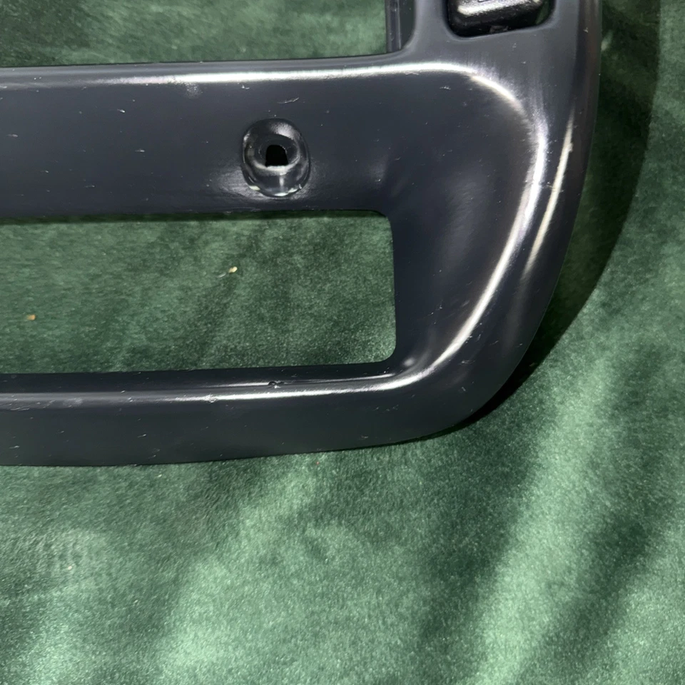 1995-2003 ford explorer ranger mountaineer radio dash trim bezel 4x4 OEM - Image 4 of 4