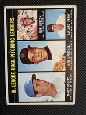 1967 Topps National League Victory Leaders #236 Koufax Marichal Gibson