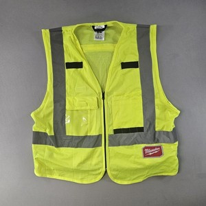 Milwaukee 48-73-5021 Size S/M ANSI Type R Class 2 High Visibility Safety Vest -