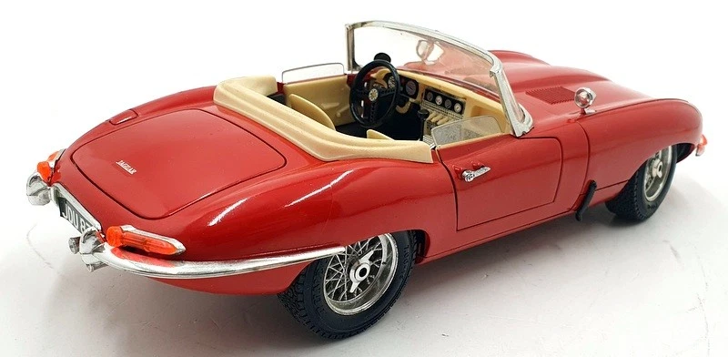 Burago escala 1/18 diecast 13325C - Jaguar E-Type Cabriolet - rojo Foto 3 de 4