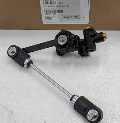 4054621C92 International Height Control Valve Leveling Cab