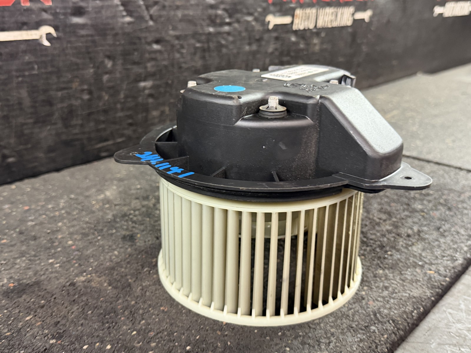 02-06 MASERATI SPYDER HEATER A/C AIR CONDITIONER BLOWER MOTOR