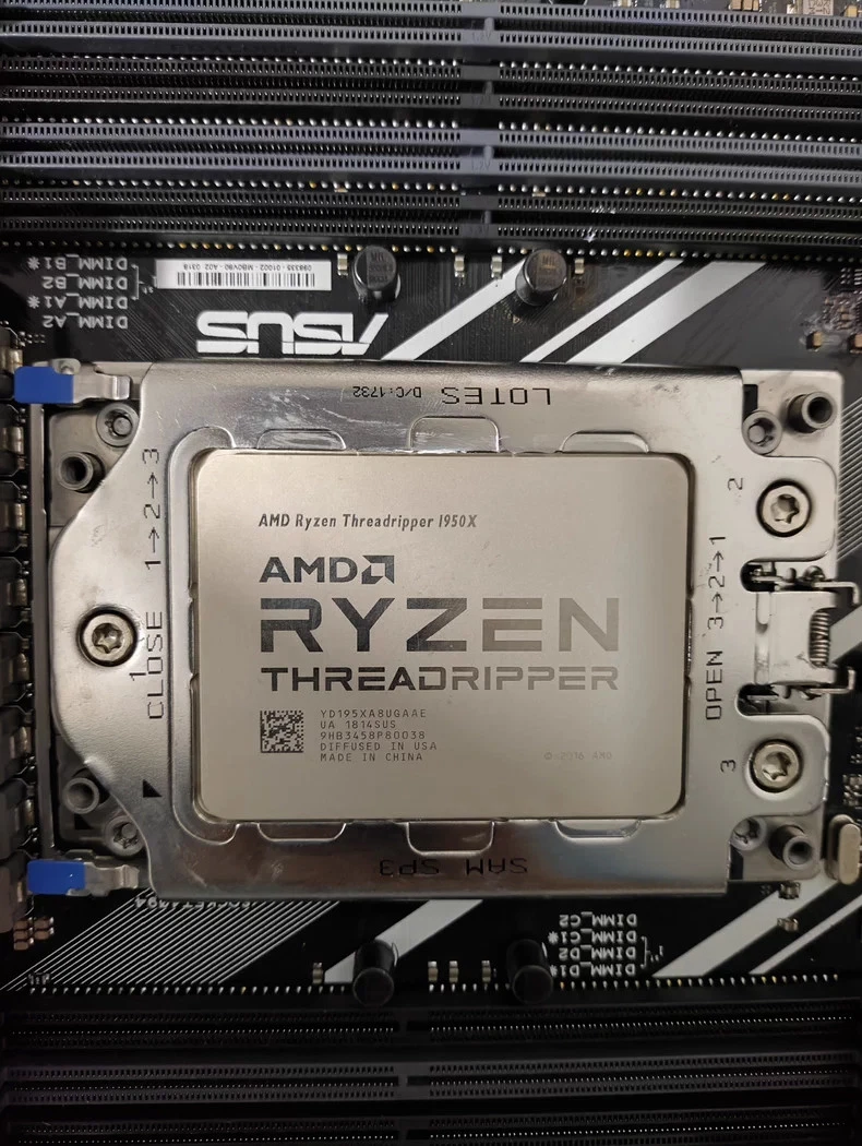 AMD Ryzen Threadripper 1950X Ryzen Threadripper Socket TR4