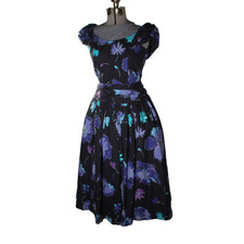 VTG Laura Ashley Dress Tea Length Full Skirt Fitted Bodice Black Purple Floral M