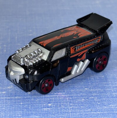 Hot Wheels Crashers Front Flipping BONE BASHERS Black w/ Skull