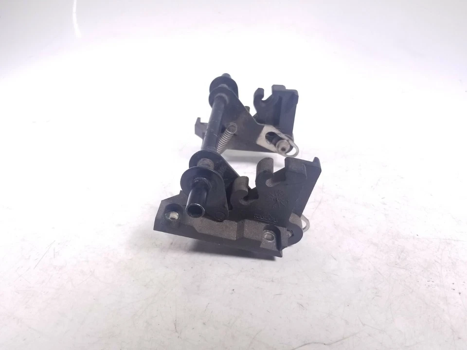 BMW R1100 RTP 1999 99 soporte de montaje de pestillo de gancho de asiento envío gratuito Foto 3 de 4