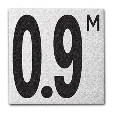 0.9 M '' Abrasive Non-Slip Finish, 5'' Font Depth Marker