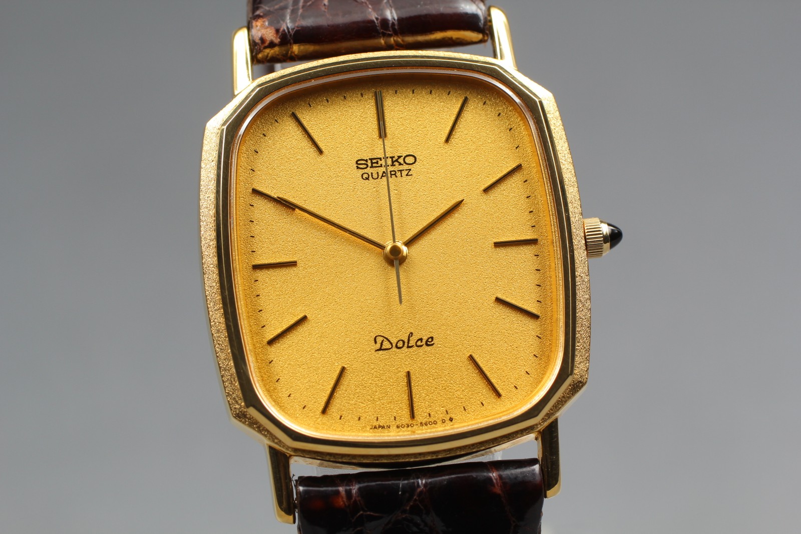 [Near MINT] Seiko Dolce 6030-5550 28mm Gold Dial Quartz Men's Watch From JAPAN