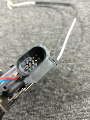 PORSCHE 996 FRONT RIGHT DRIVER SIDE DOOR LOCK MECHANISM - Picture 5 of 7