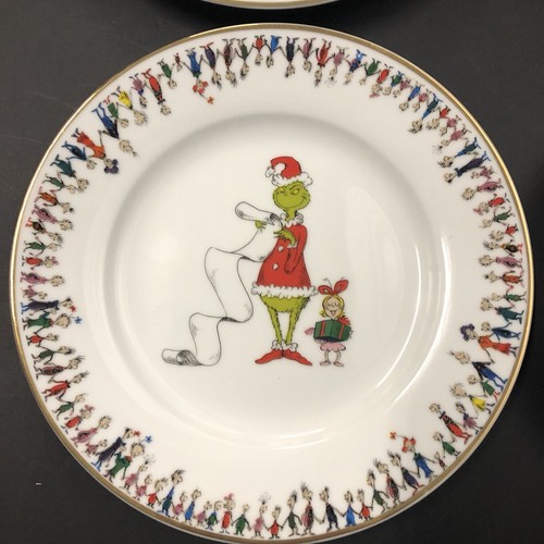 Dr. Seuss The Grinch Set of 4 SALAD Plates 8” Gold Rimmed Zrike Christmas - Picture 2 of 6
