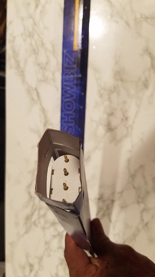 Lowel Cinema+ Fluorescent Tube for Caselite - 55W/3200 Degrees K - Image 4 of 4