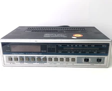 REALISTIC KITCHENMATE-101, AM/FM CLOCK RADIO, DIGITAL/ Tested