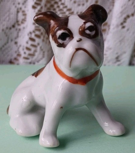 VINTAGE HAND-PAINTED MADE IN JAPAN PORCELAIN "GRUMPY" BULLDOG FIGURINE 2" (H) - Photo 1/11