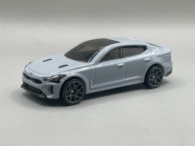 Hot Wheels  2019 Kia Stinger GT GRAU Grey